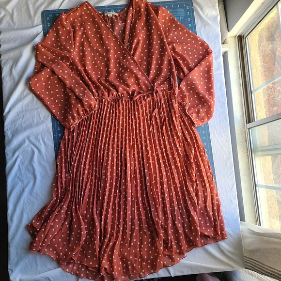 Polka Dot Wrap Dress Indigo Rose 2XL Vintage Feel Old Money Pretty Woman Vibe - Picture 1 of 7